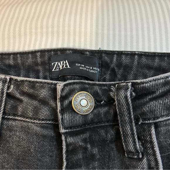 Zara Black Denim Jeans - Picture 3 of 5